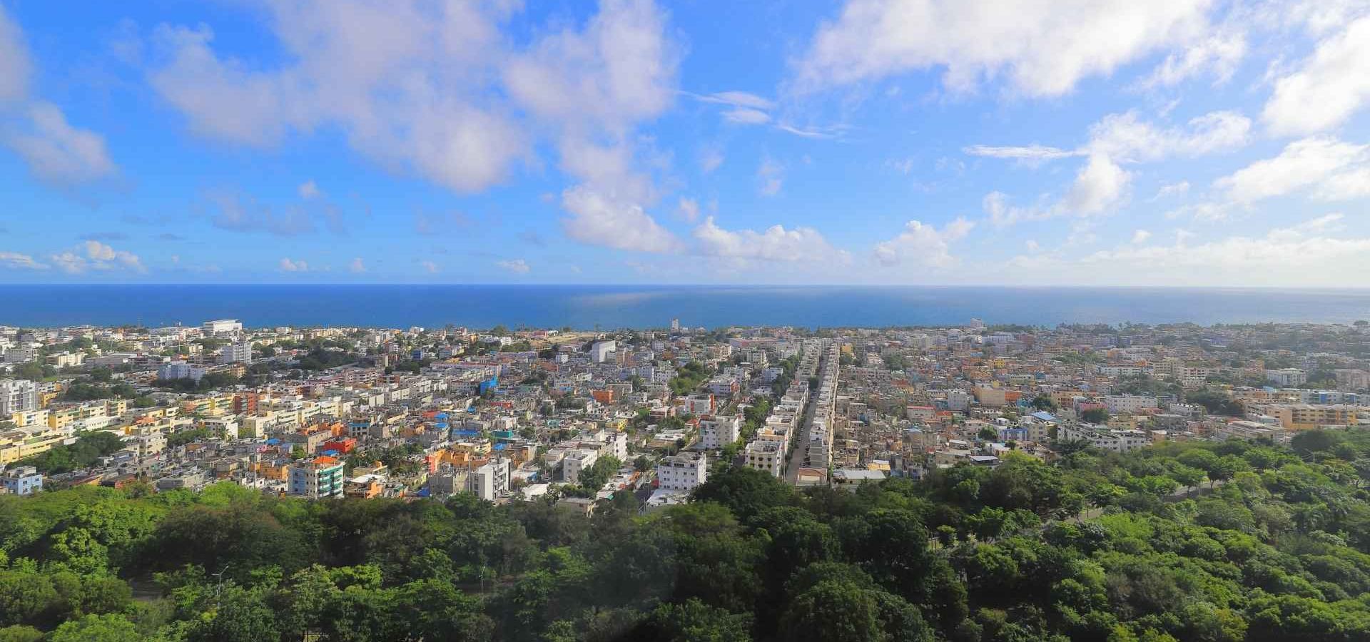  Piso Alto en Venta Avenida Anacaona 