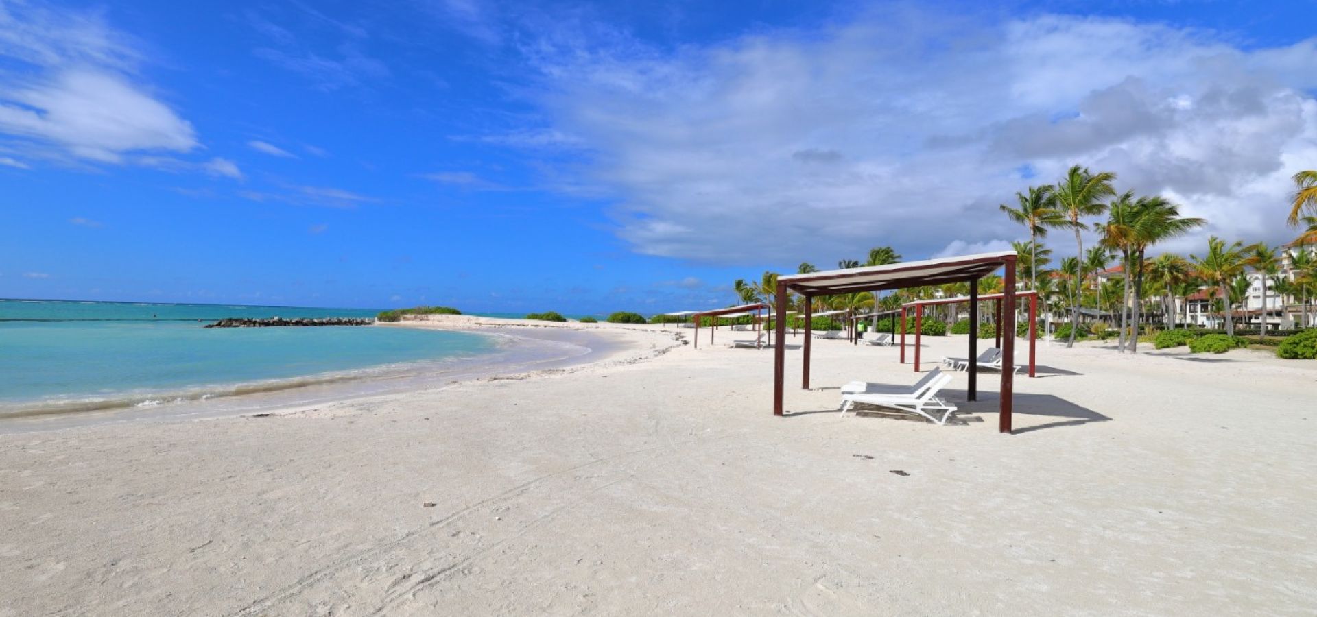  Compra en Cap Cana y disfruta de API BEACH 